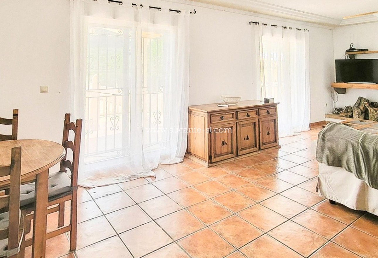 Sale - Villa  - La Romana
