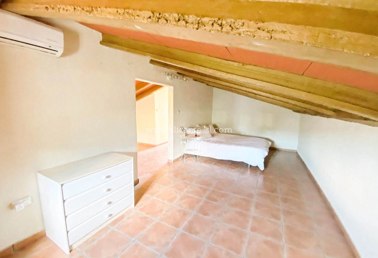 Sale - Villa  - La Romana