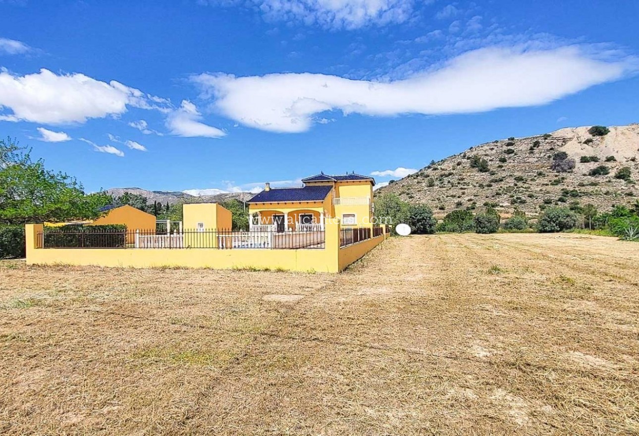 Sale - Villa  - La Romana