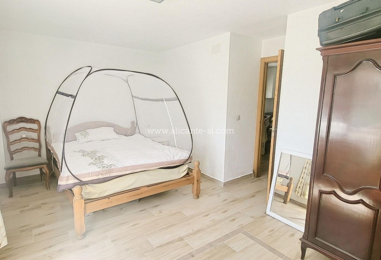 Sale - Villa  - La Romana