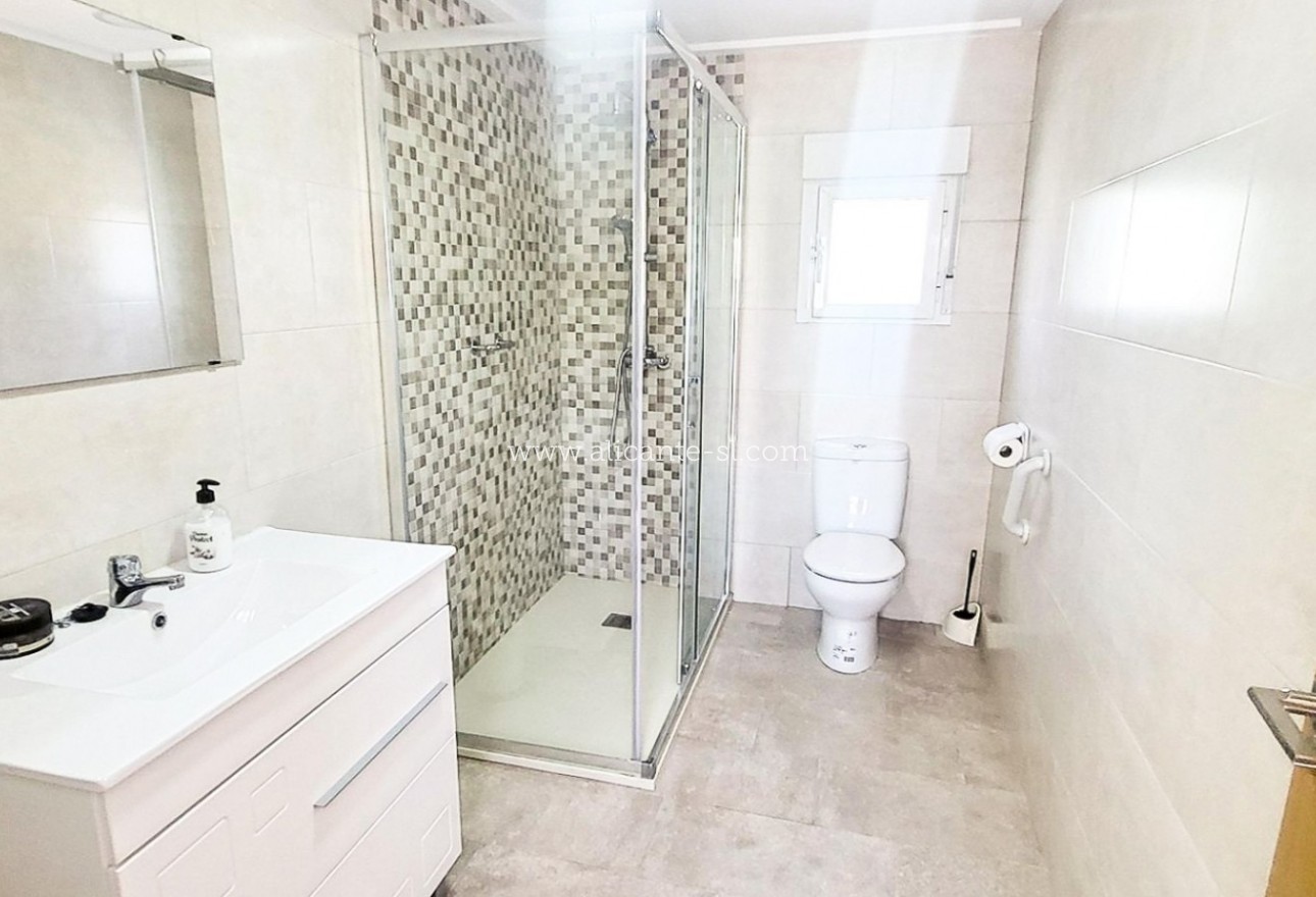 Sale - Villa  - La Romana