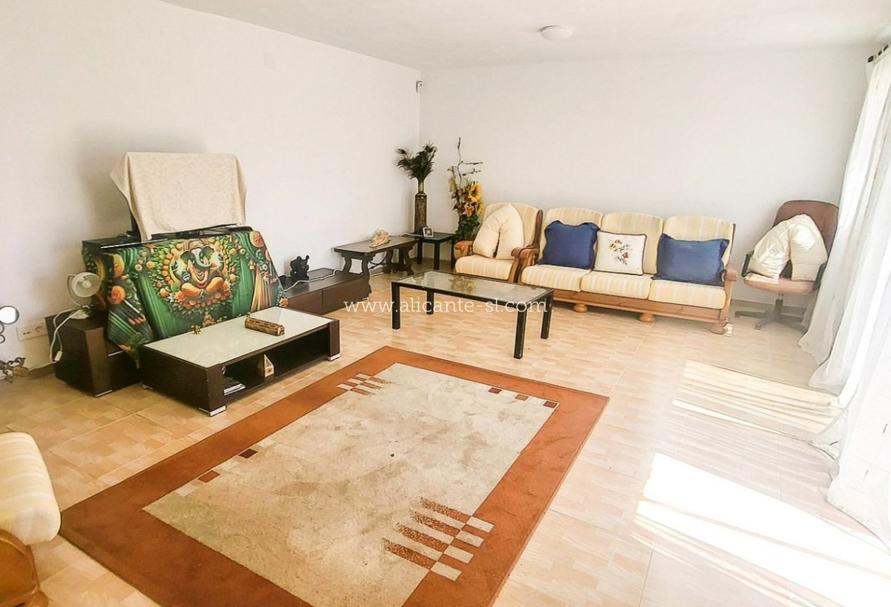 Sale - Villa  - La Romana