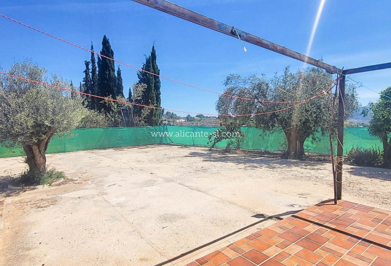 Sale - Villa  - La Romana