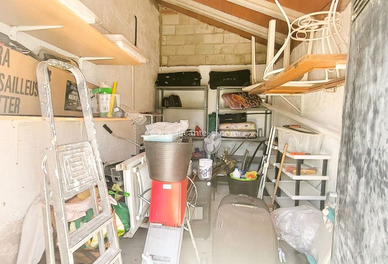 Sale - Villa  - La Romana