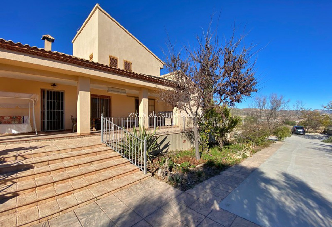 Sale - Villa  - La Romana