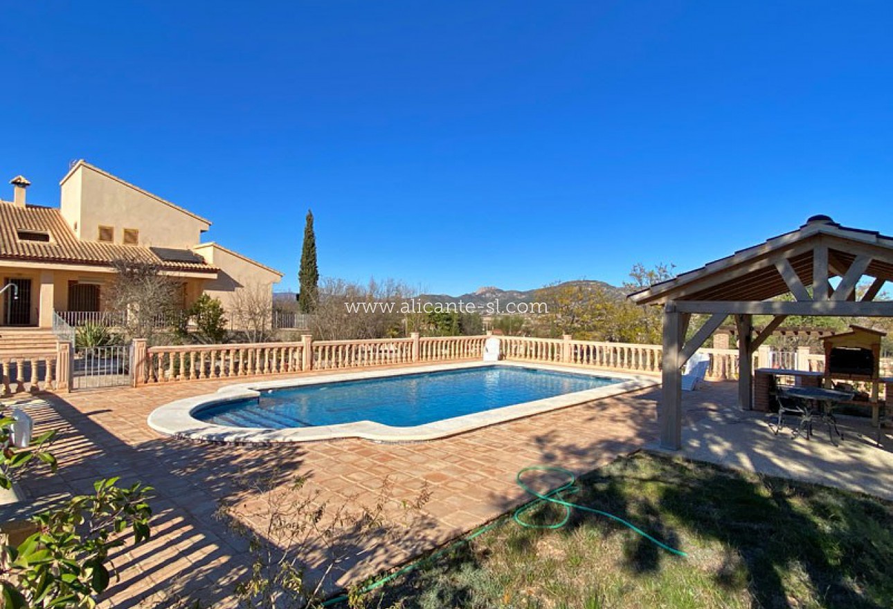 Sale - Villa  - La Romana