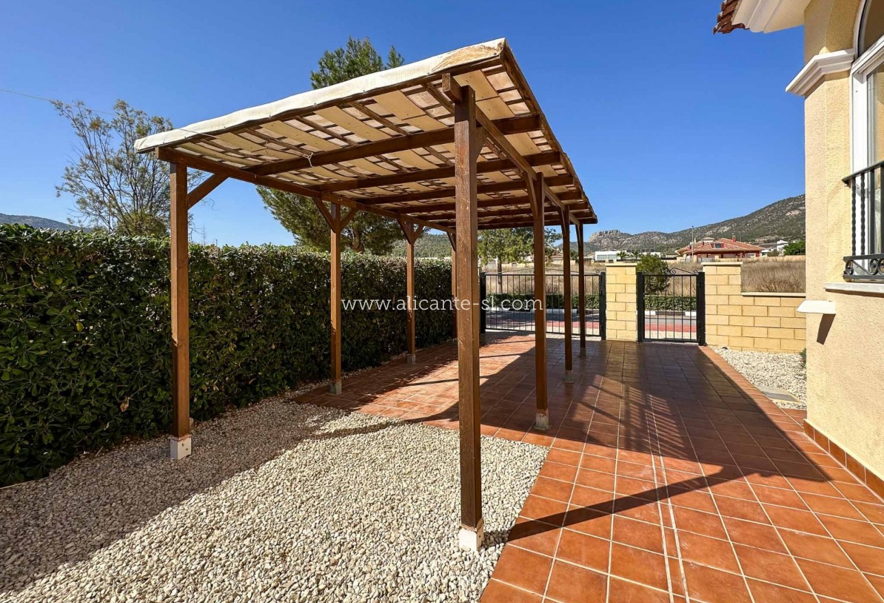 Sale - Villa  - La Romana