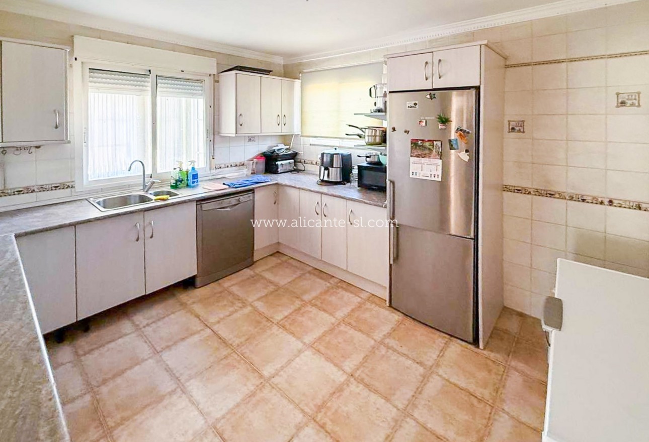 Sale - Villa  - Macisvenda
