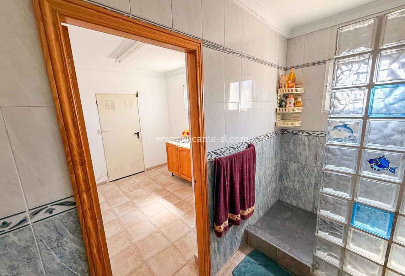 Sale - Villa  - Macisvenda