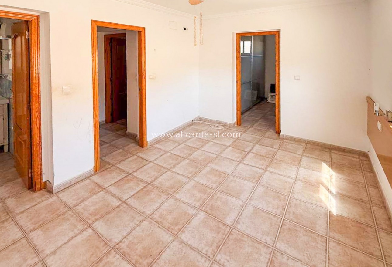 Sale - Villa  - Macisvenda