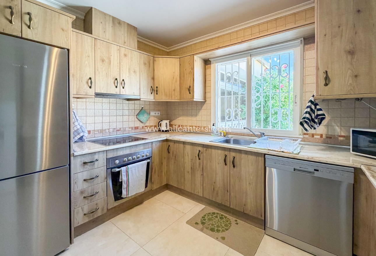 Sale - Villa  - Macisvenda