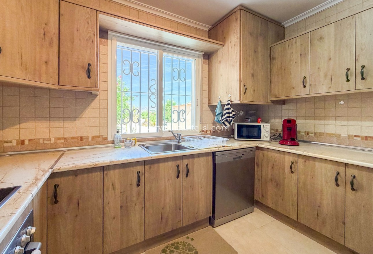 Sale - Villa  - Macisvenda
