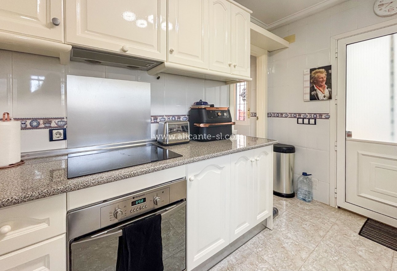 Sale - Villa  - Monforte del Cid