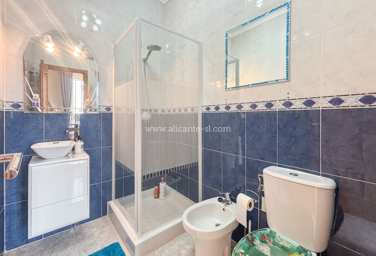 Sale - Villa  - Monforte del Cid