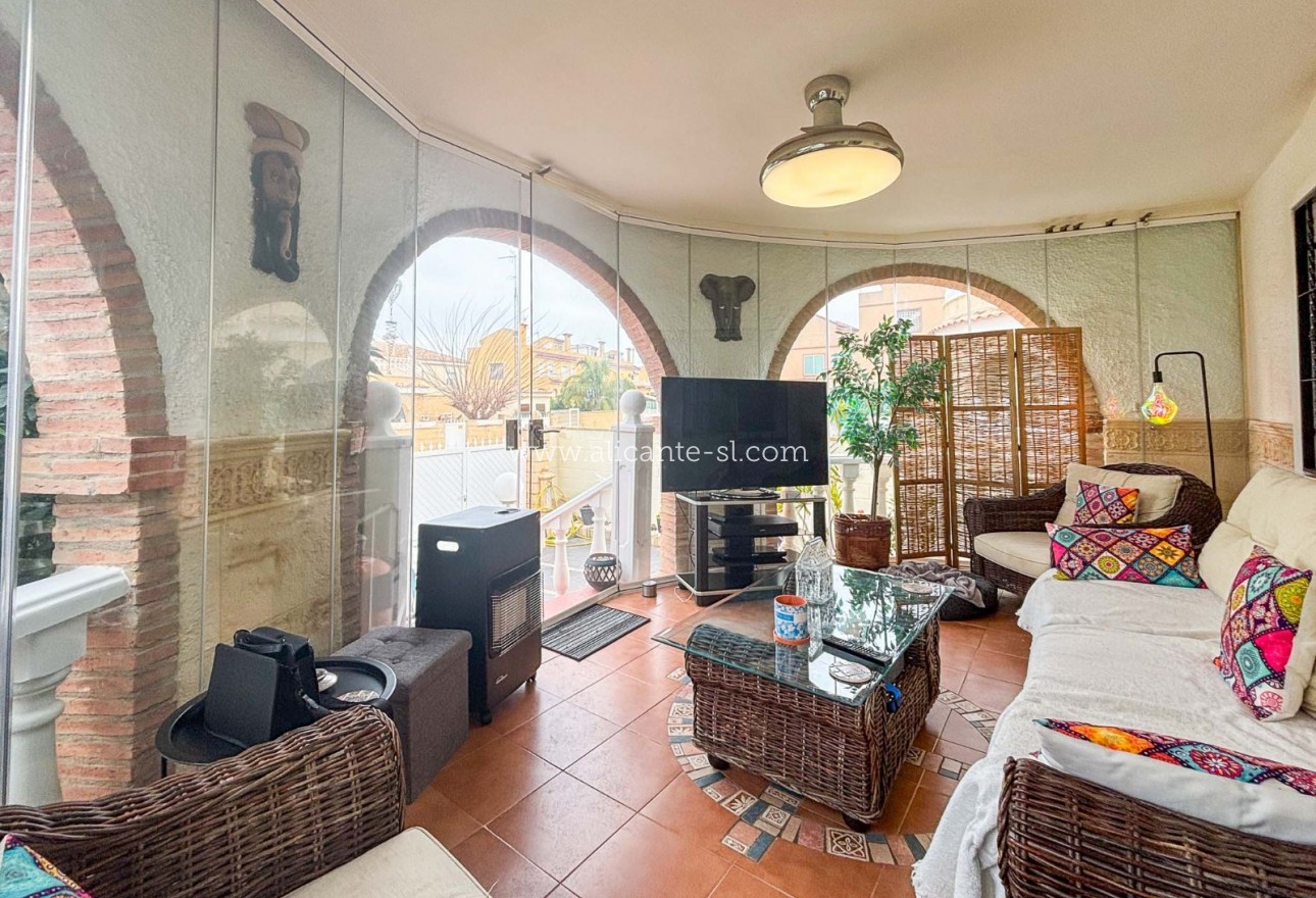 Sale - Villa  - Monforte del Cid