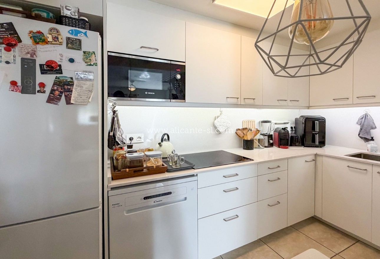 Sale - Villa  - Orihuela Costa - Los Altos