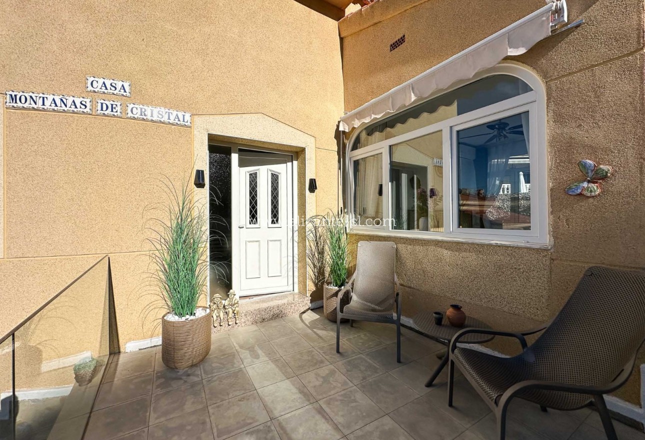 Sale - Villa  - Rojales - Ciudad Quesada