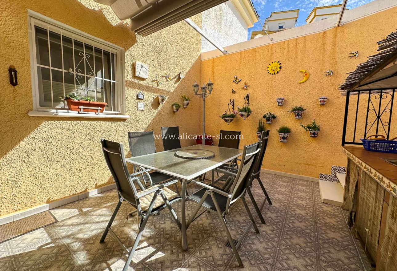 Sale - Villa  - Rojales - Ciudad Quesada