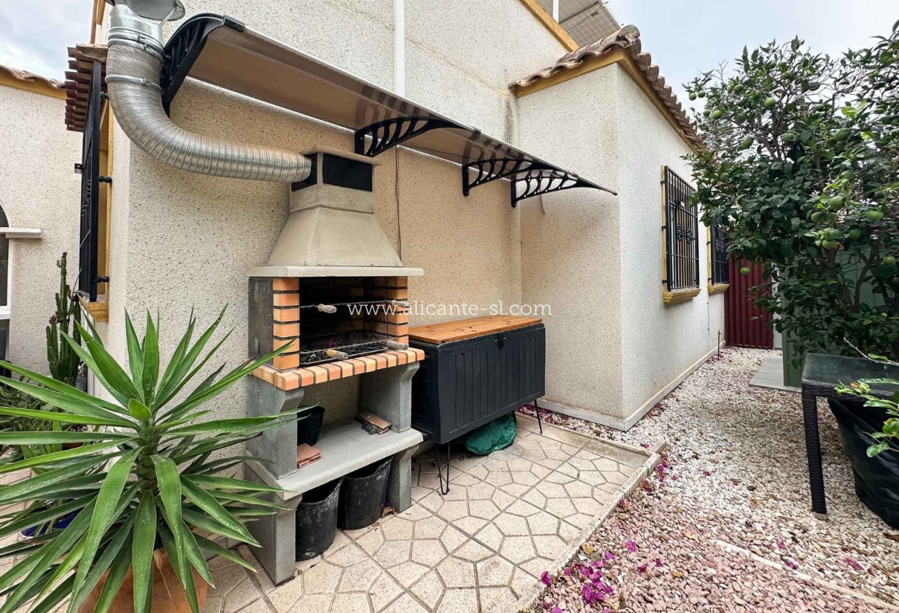 Sale - Villa  - San Fulgencio - La Marina Urb