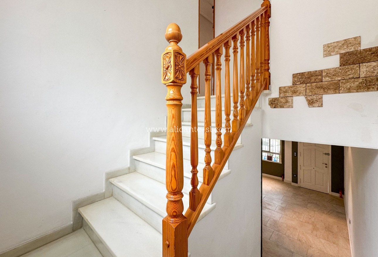 Venta - Adosado - Hondón de las Nieves