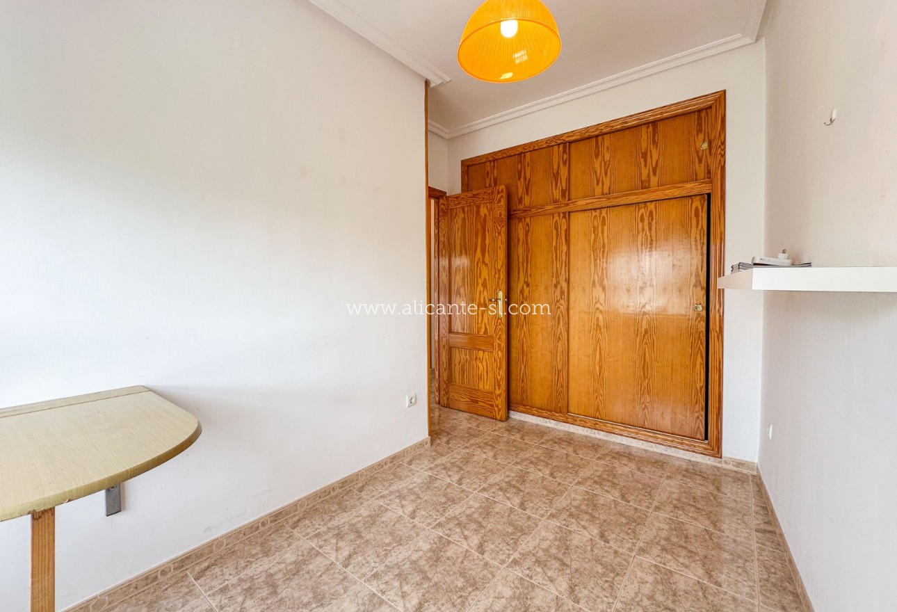 Venta - Adosado - Hondón de las Nieves