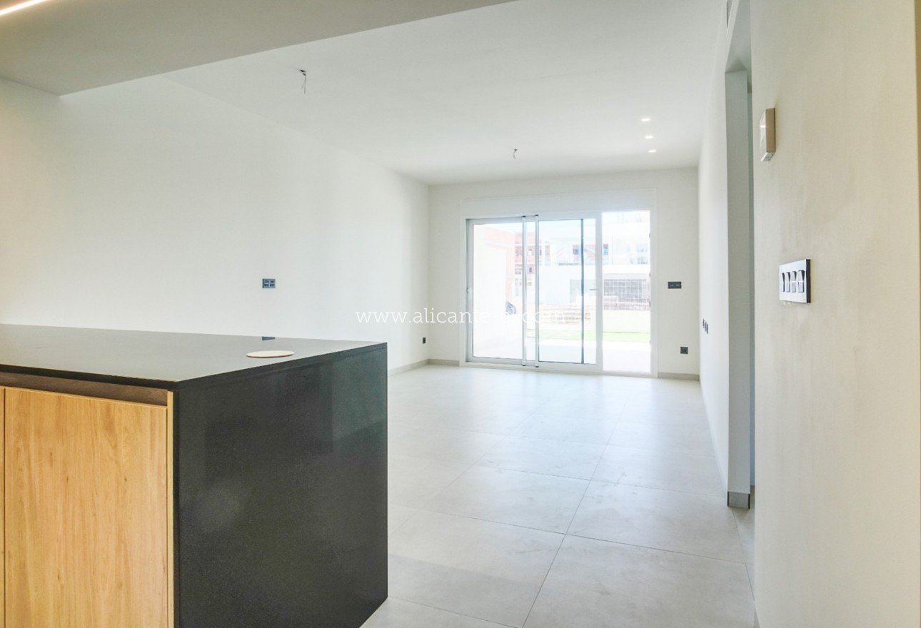 Venta - Apartamento / piso - Guardamar del Segura - Urbanizaciones