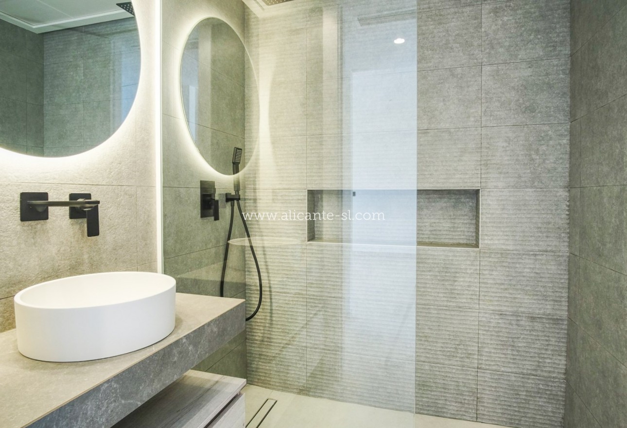 Venta - Apartamento / piso - Guardamar del Segura - Urbanizaciones