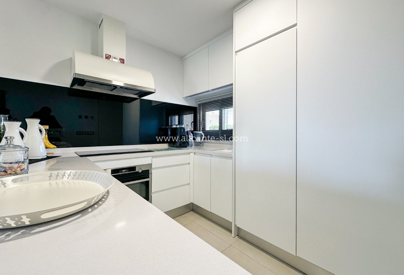 Venta - Apartamento / piso - Pilar de la Horadada