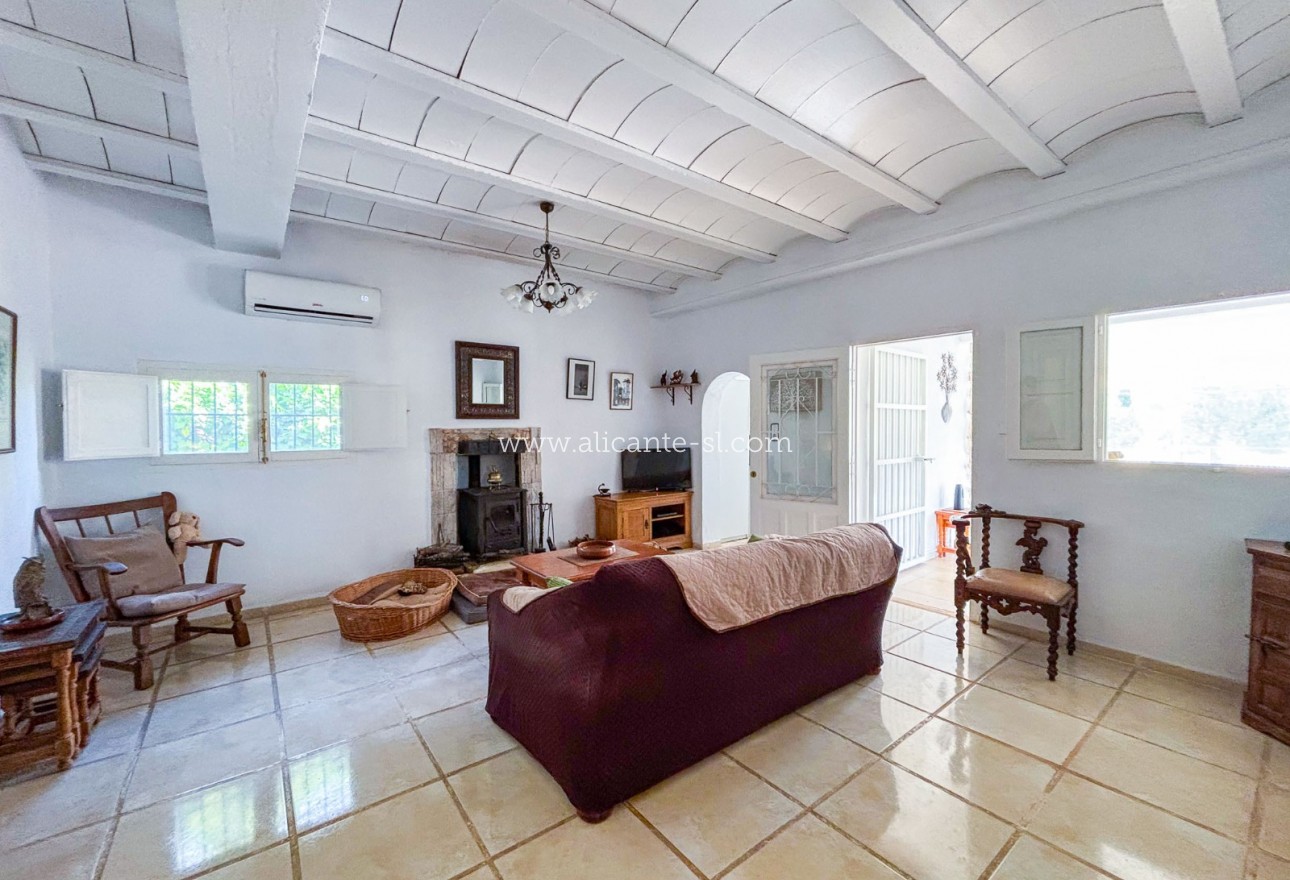 Venta - Finca - Hondón de las Nieves