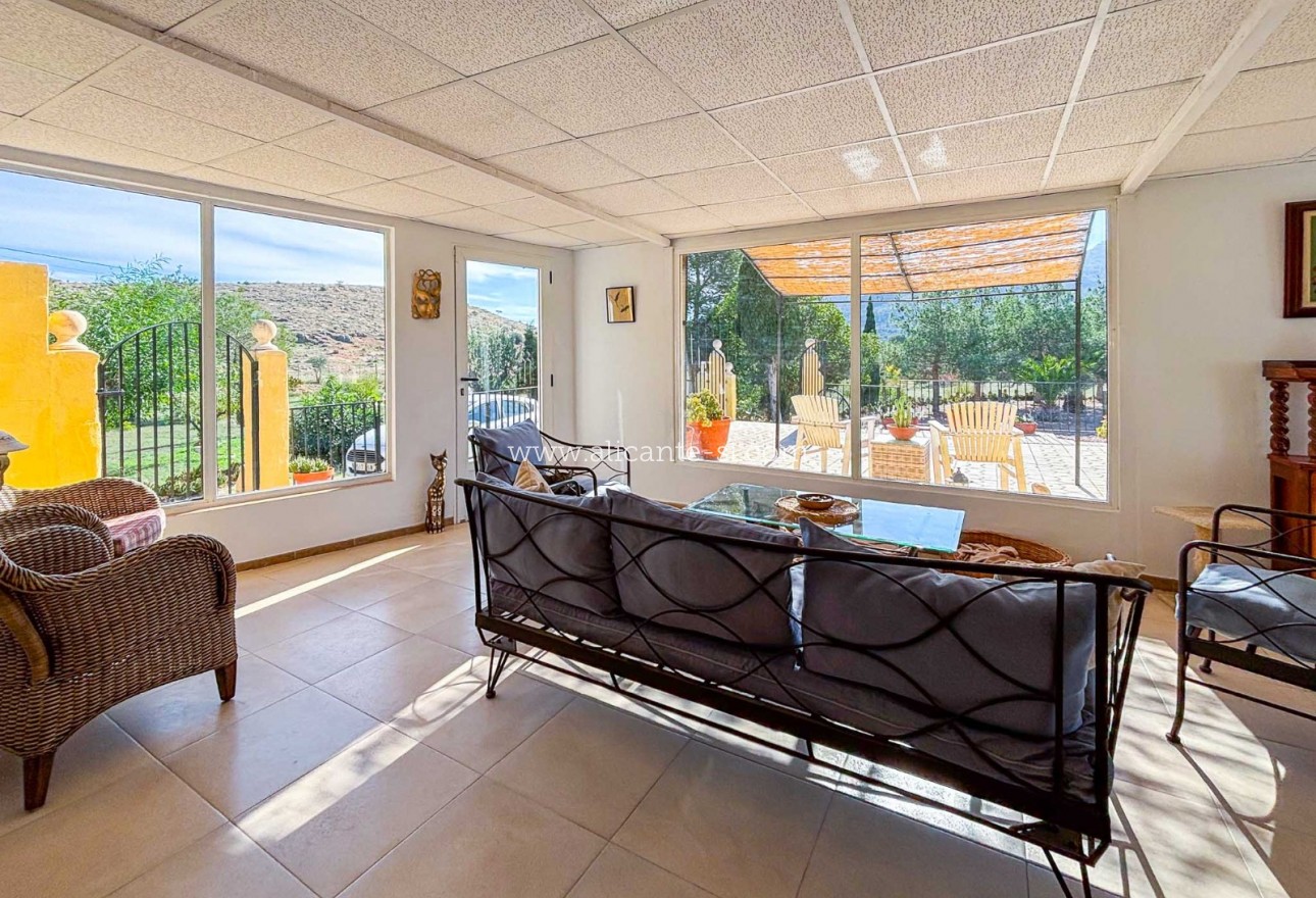 Venta - Finca - Hondón de las Nieves