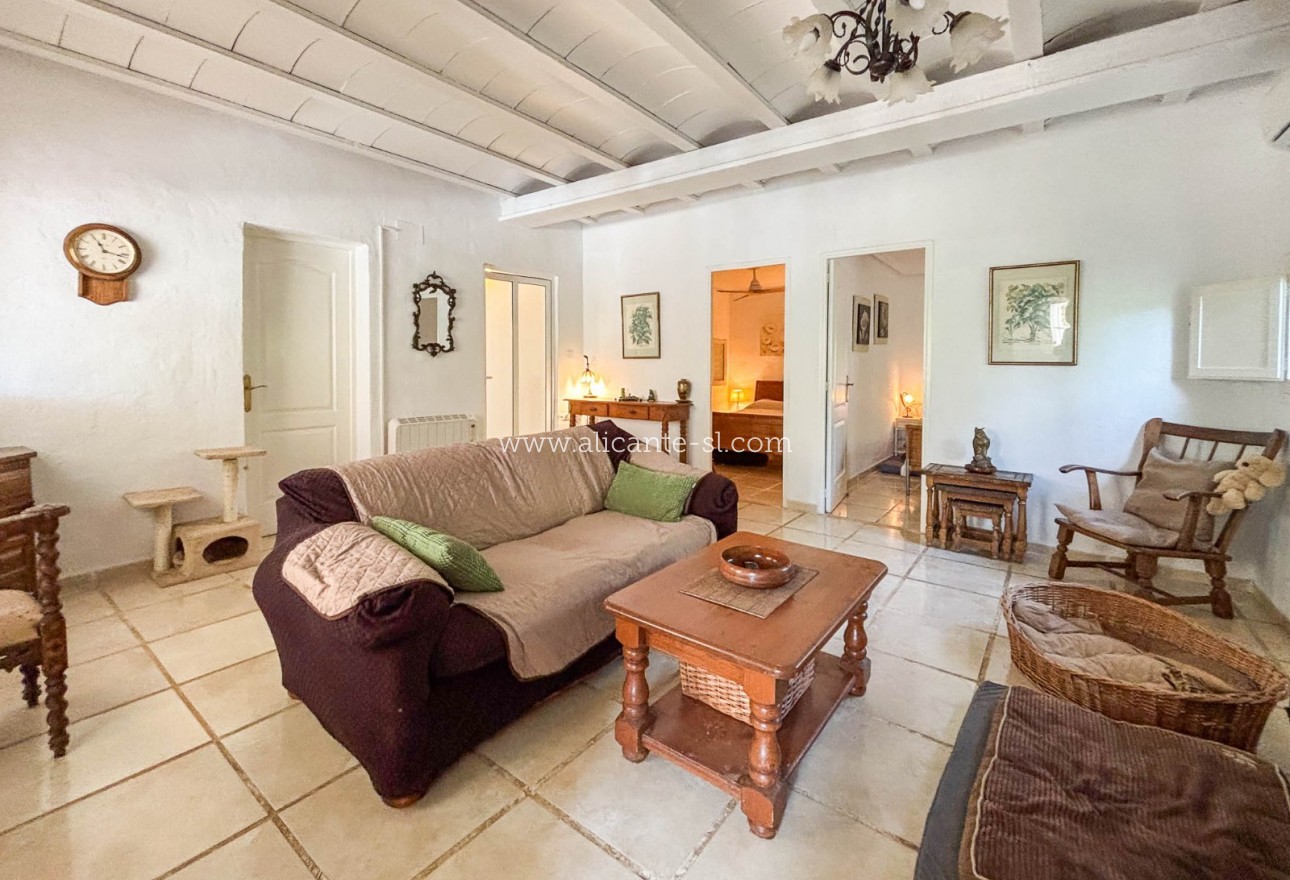 Venta - Finca - Hondón de las Nieves