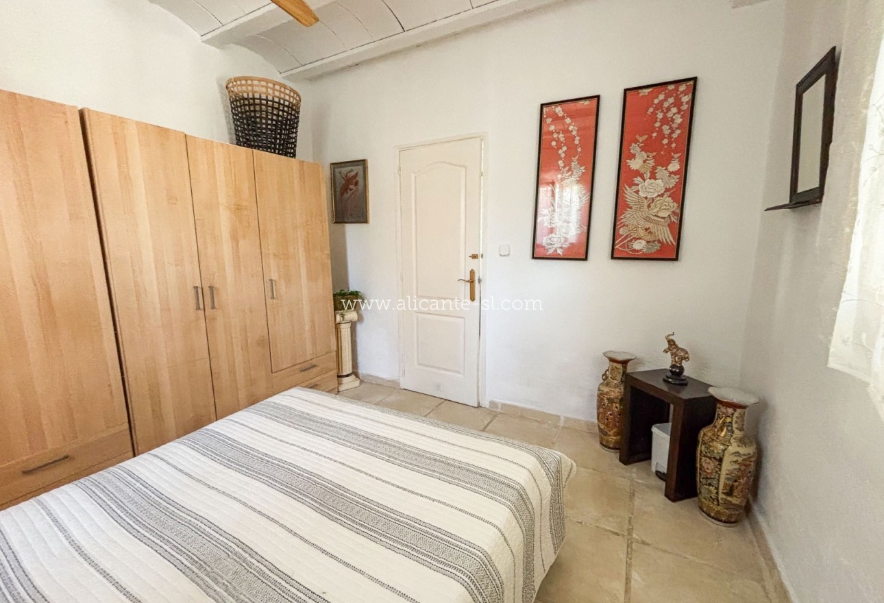 Venta - Finca - Hondón de las Nieves