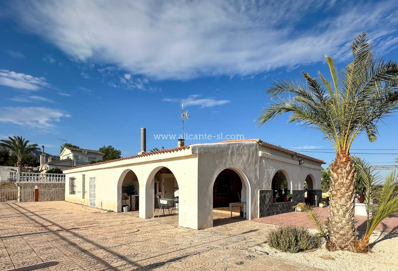 Venta - Villa  - Albatera