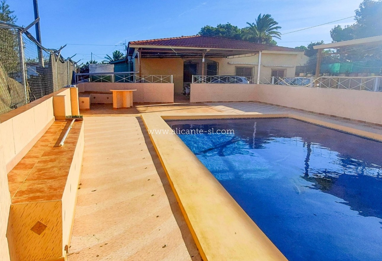 Venta - Villa  - Aspe