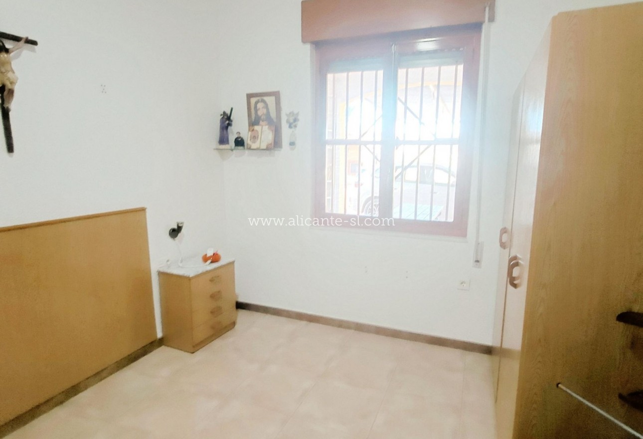 Venta - Villa  - Aspe