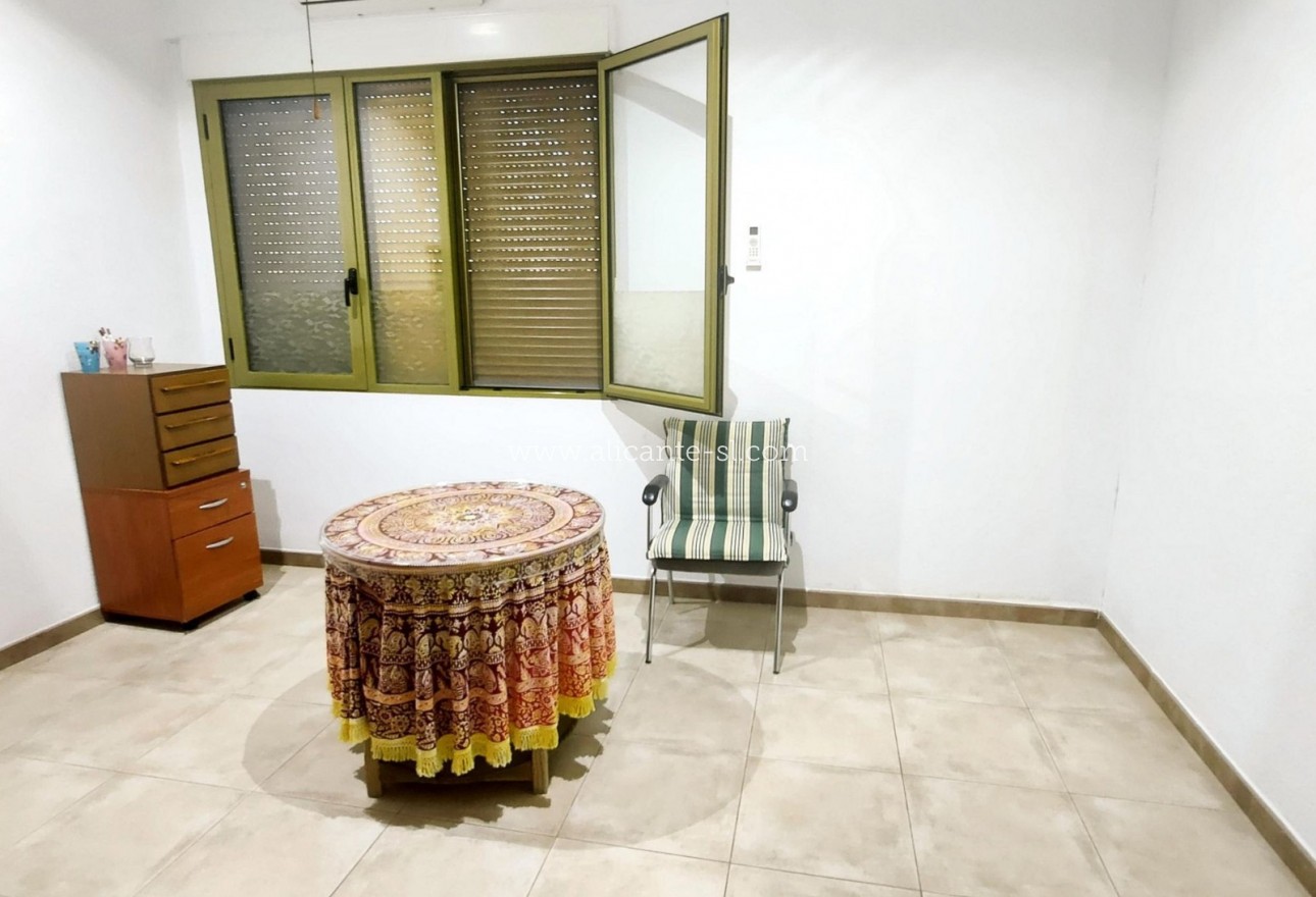 Venta - Villa  - Aspe