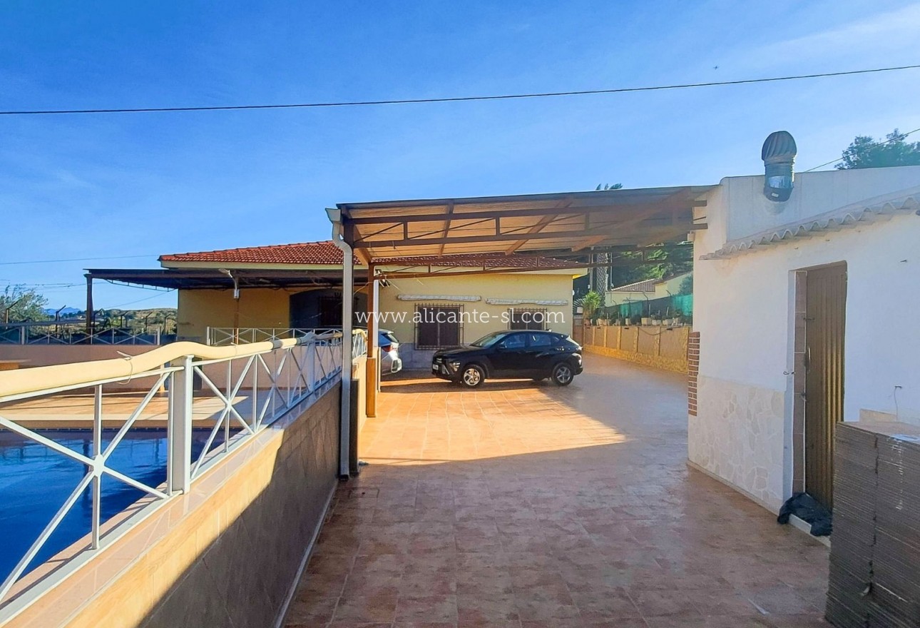Venta - Villa  - Aspe