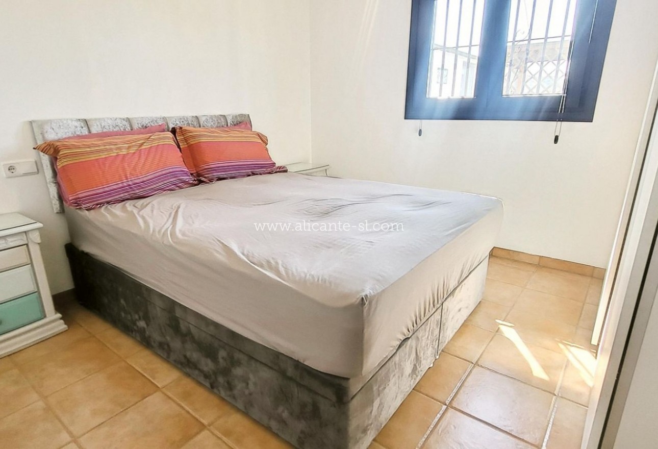 Venta - Villa  - Caudete