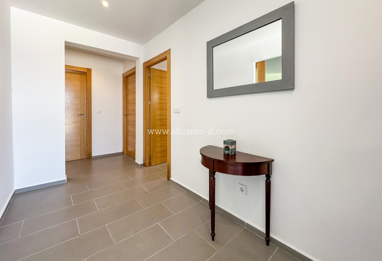 Venta - Villa  - Hondón de las Nieves