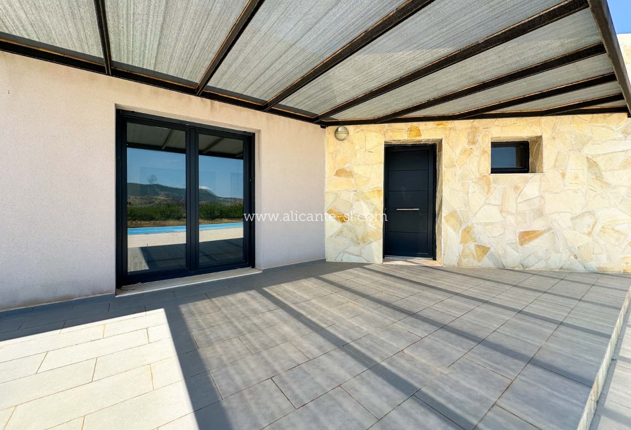 Venta - Villa  - Hondón de las Nieves