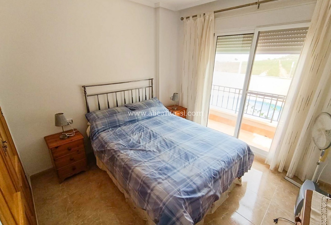 Venta - Villa  - Hondón de las Nieves