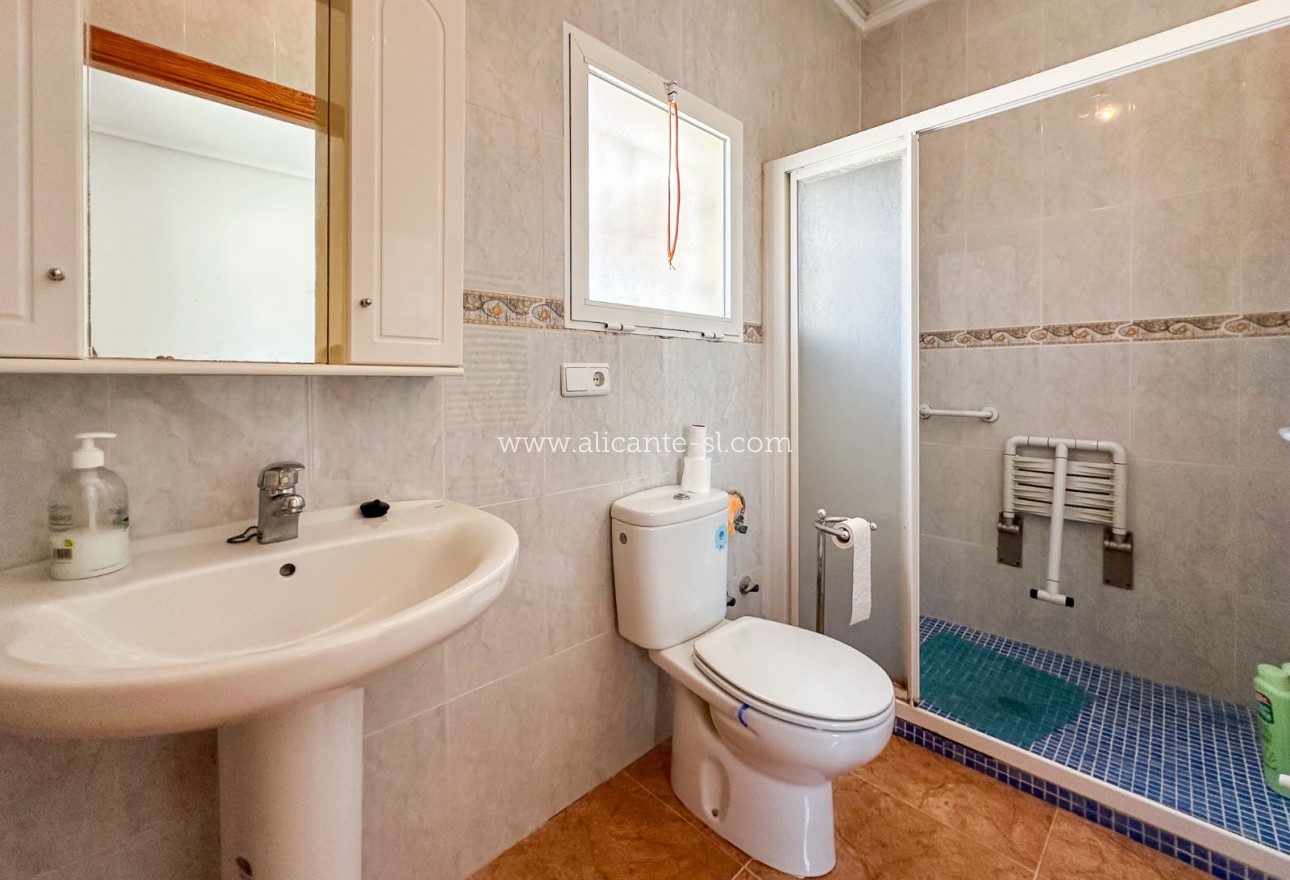 Venta - Villa  - Hondón de los Fráiles