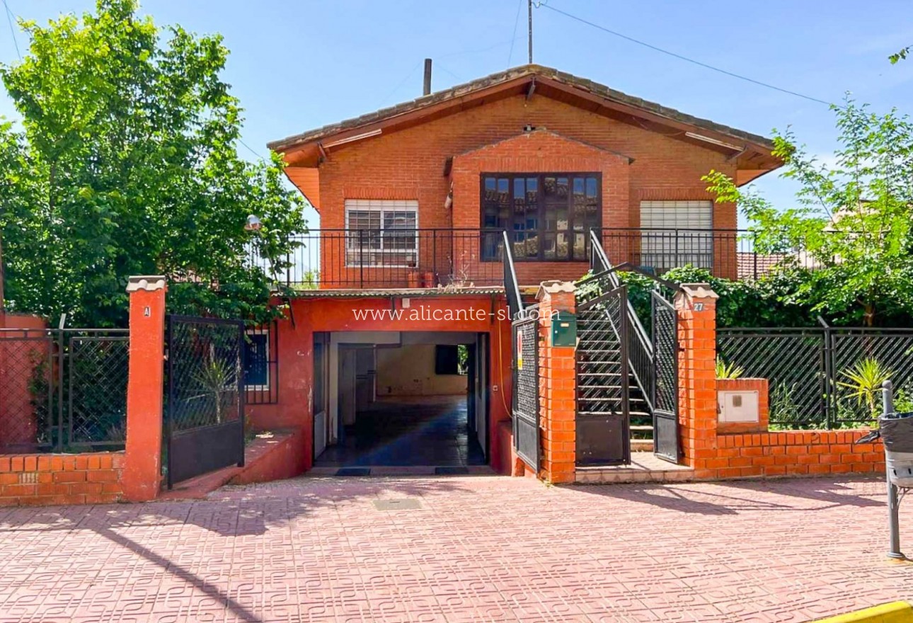 Venta - Villa  - Hondón de los Fráiles