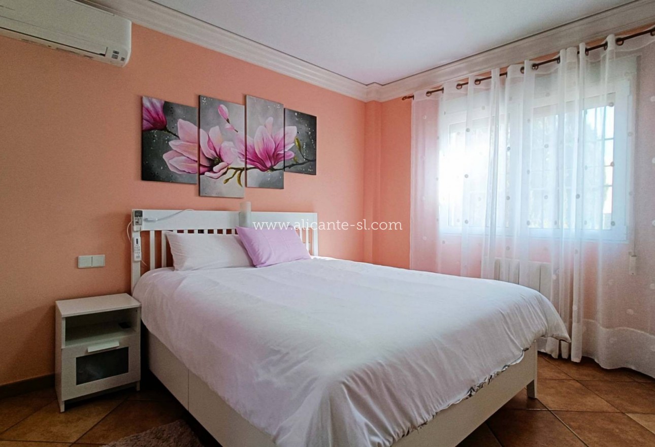 Venta - Villa  - Hondón de los Fráiles