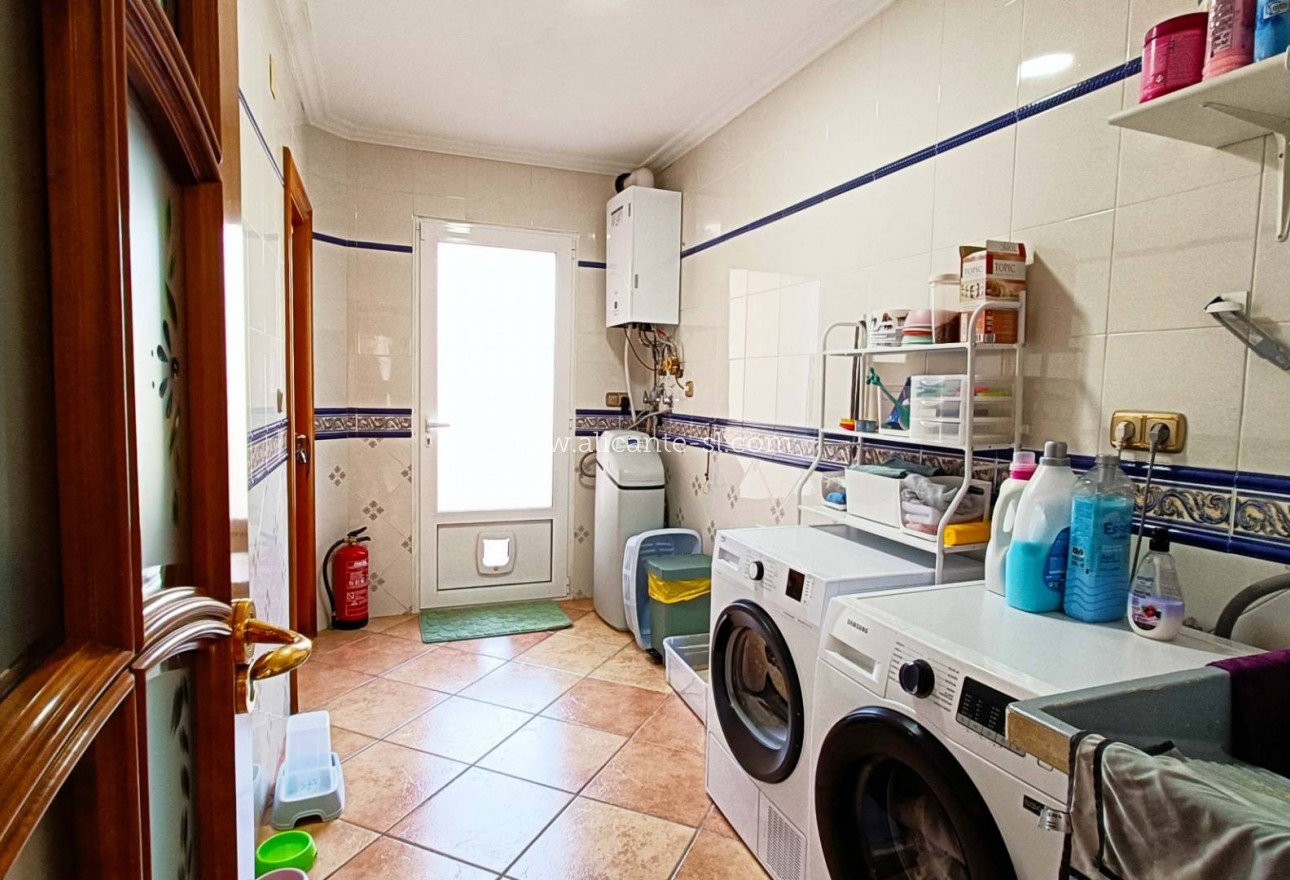 Venta - Villa  - Hondón de los Fráiles