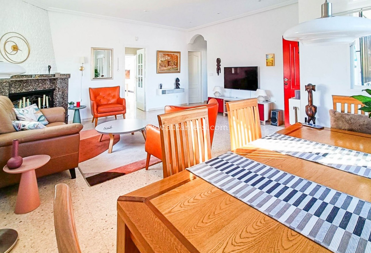 Venta - Villa  - Hondón de los Fráiles