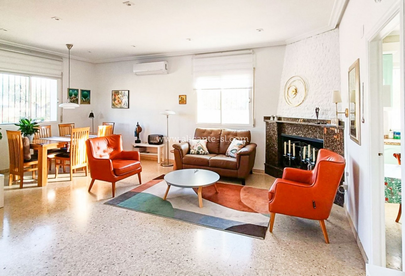 Venta - Villa  - Hondón de los Fráiles