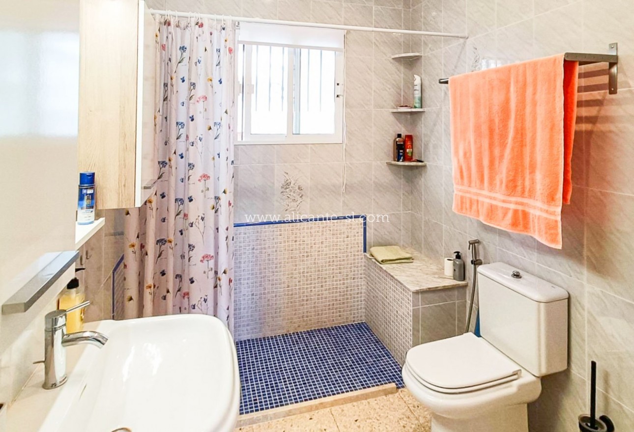 Venta - Villa  - Hondón de los Fráiles