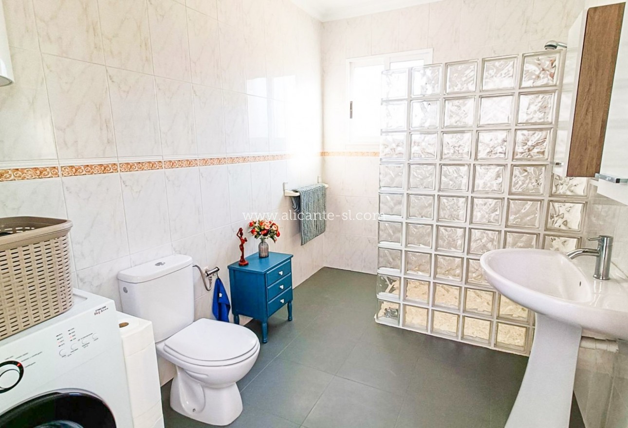 Venta - Villa  - Hondón de los Fráiles