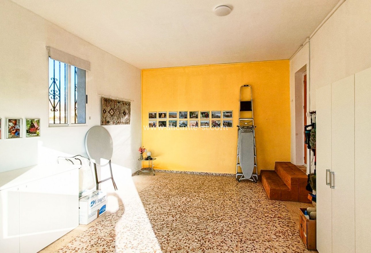 Venta - Villa  - Hondón de los Fráiles